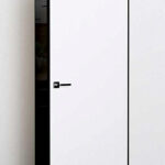 Скрытая дверь Invisible 4AВ (кромка черная)